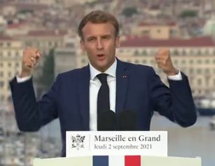 E Macron lance à Marseille la transformation libérale de l'école