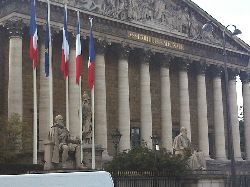Enseigner Droit et Grands Enjeux du Monde Contemporain en L