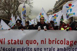 12 février : La grève divise les enseignants du primaire