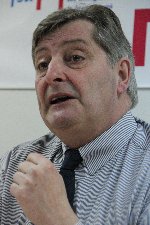 Les syndicats surpris par les déclarations de Vincent Peillon