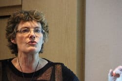 L&rsquo;Ecole et les familles : Une valse à trois temps ?