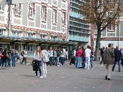 Collège : Ta communauté éducative fout le camp…