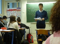 Métier enseignant : Une circulaire recadre les services des enseignants du second degré