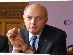Salaire : La Cour des comptes propose de supprimer le supplément familial