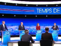 La droite confirme les suppressions de postes en cas de victoire en 2017