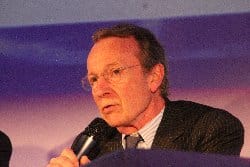 SES : Un nouveau bras de fer sur la discipline ?