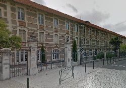 Sexisme et contrôle vestimentaire à Valence