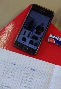 Utiliser le smartphone en français au collège