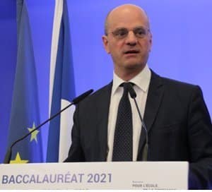 Bac : Le décret affaiblit le diplôme national