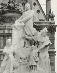 Histoire : Comment sont honorés nos grands hommes ?