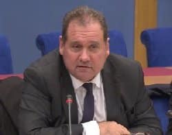 L&rsquo;annualisation du service enseignant adopté au Sénat