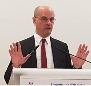 Plan Internat : JM Blanquer annonce le retour des internats d&rsquo;excellence dans le plus grand flou