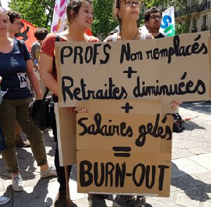 Journée déterminante pour les grévistes des examens