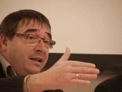 Derrière les écrans, la parentalité