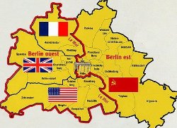 Le mur de Berlin façon « livre dont vous êtes le héros »
