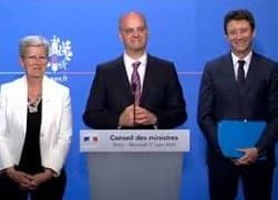 Le SNU confié aux recteurs