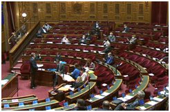 La droite rétablit la loi Ciotti