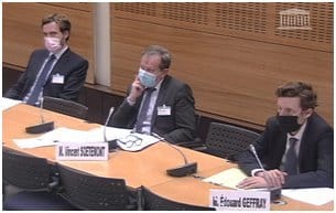 Le ministère tenté par l&rsquo;enseignement hybride ?
