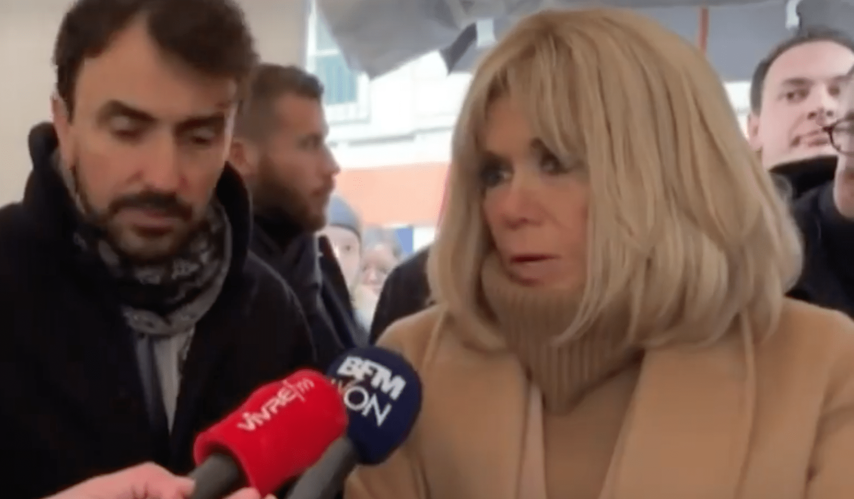 Enfants à la rue : « pas possible » pour Brigitte Macron. Et pourtant…