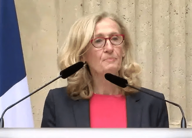 Pas de suppressions de postes à la rentrée soutient la Ministre