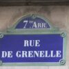 Une image contenant texte, bâtiment, signalisation, Police Description générée automatiquement