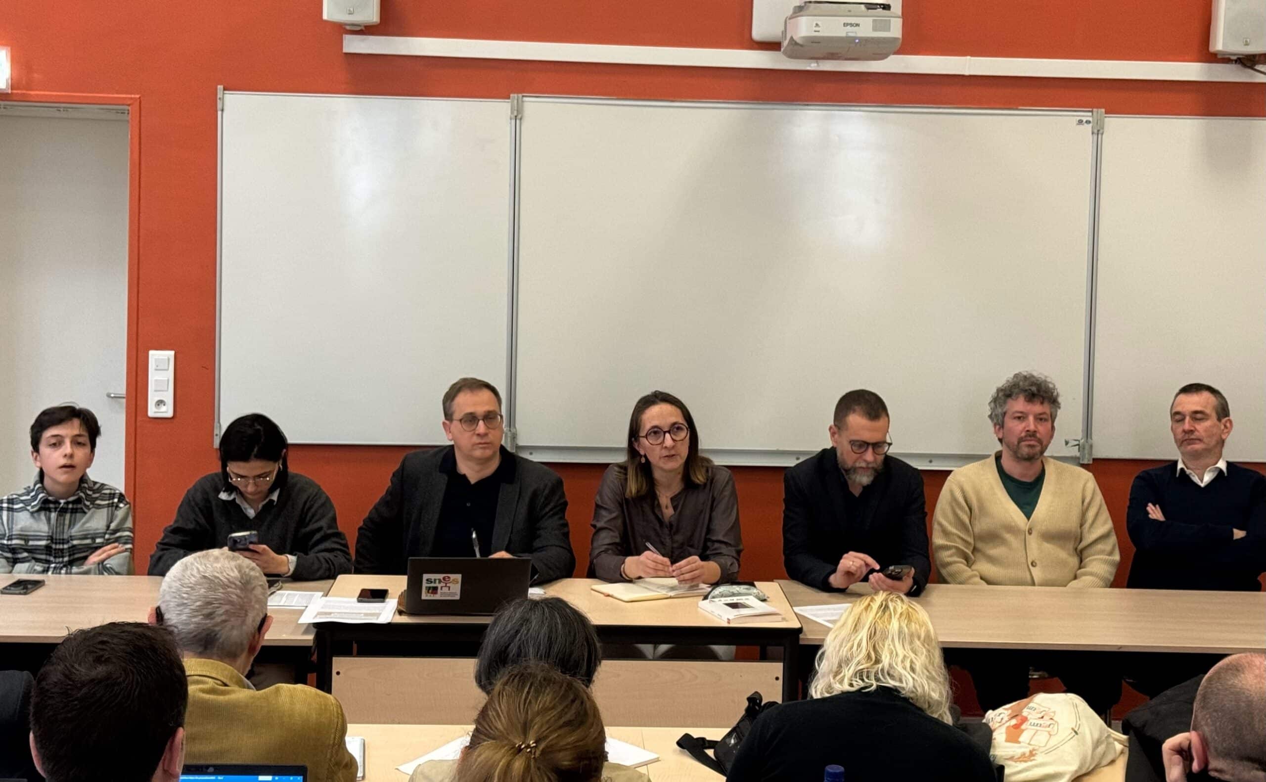 « L’argent public pour l’école publique « : associations et syndicats s’organisent