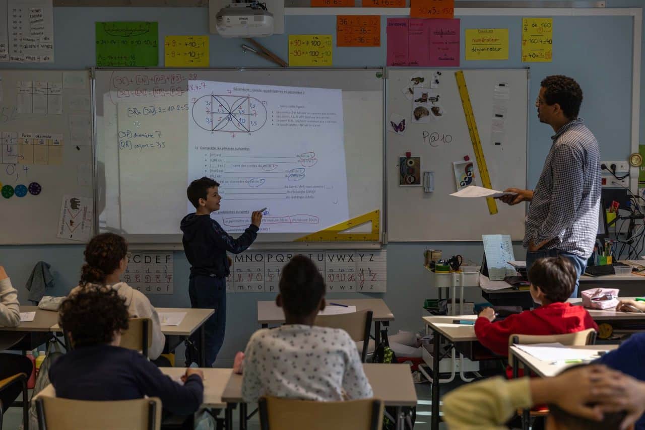 Compétences numériques des élèves, questions sur l’école
