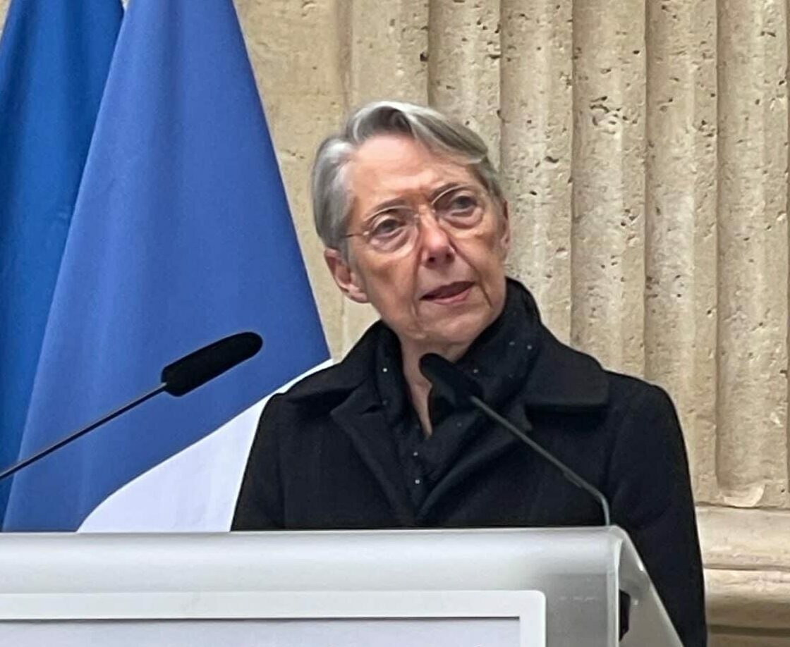 Elisabeth Borne regrette la réduction du ministre de l&rsquo;Education nationale