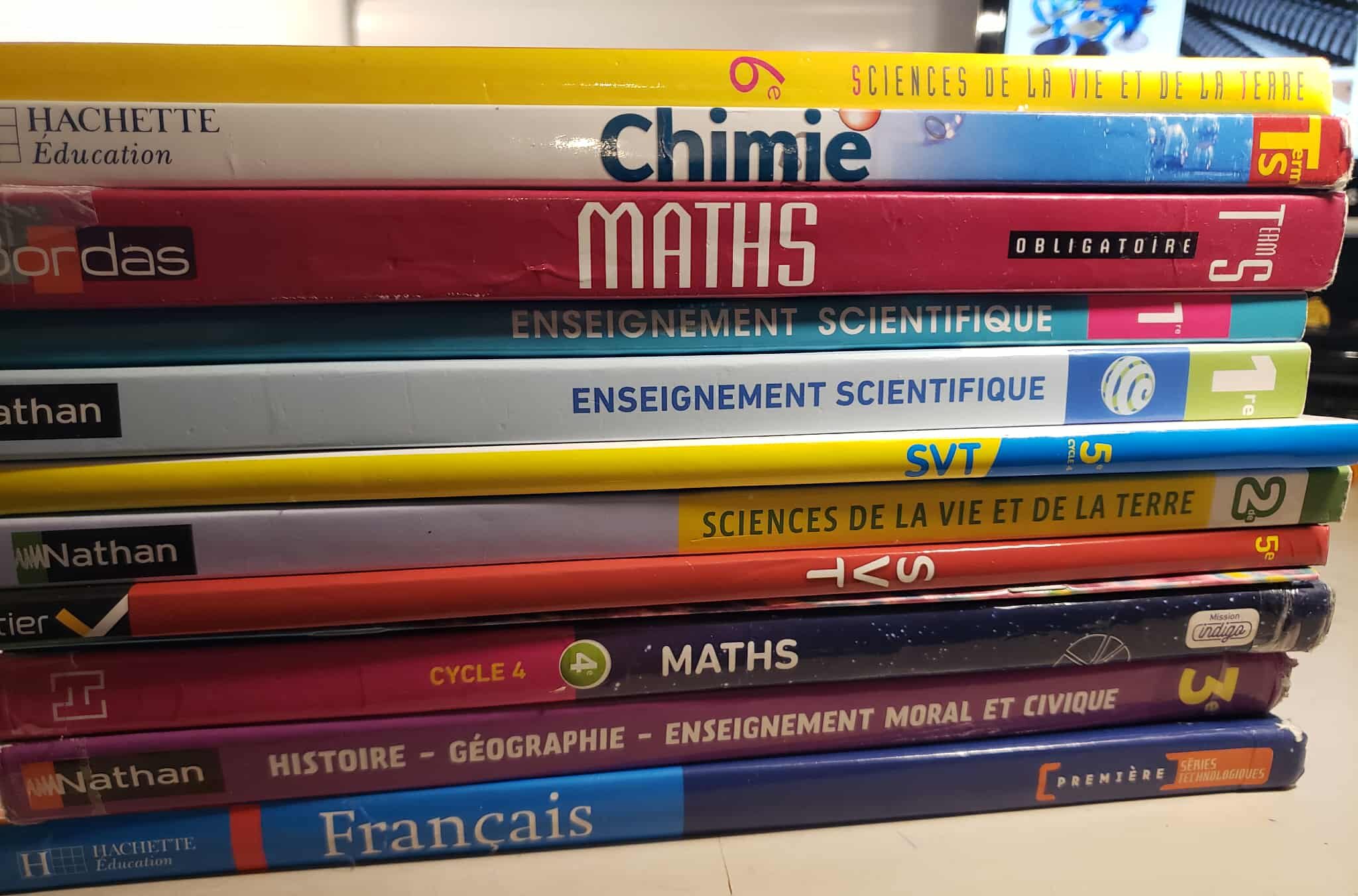 Vers la fin des manuels scolaires ?