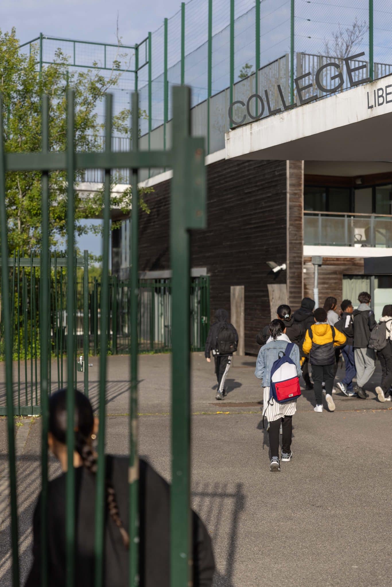 Droits et devoirs des AED : que dit le BO ?