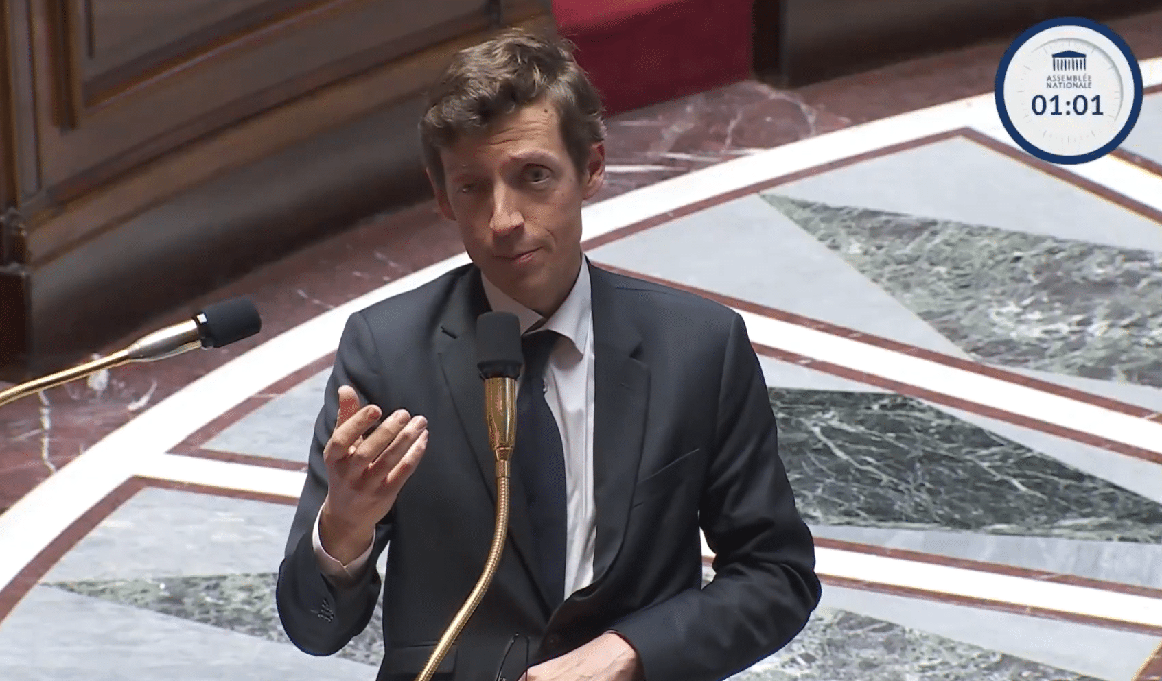 Mutuelle de l&rsquo;Education nationale : une renégociation est demandée au ministre Edouard Geffray