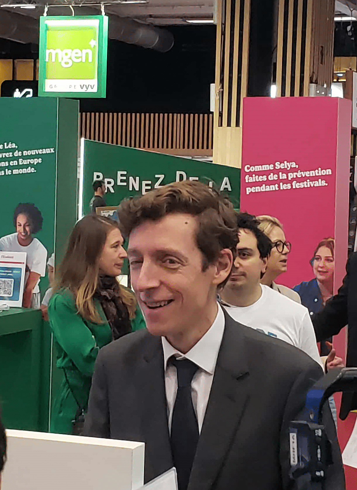 Quand le ministre privilégie un déplacement plutôt que le CSE