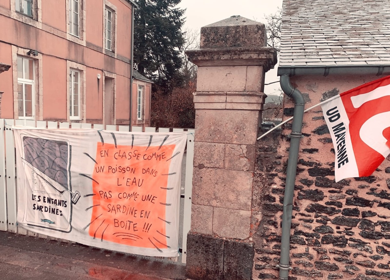 En Mayenne, mobilisation des petites écoles rurales multiniveaux