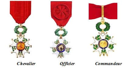 Education nationale : qui a reçu la légion d&rsquo;honneur ?