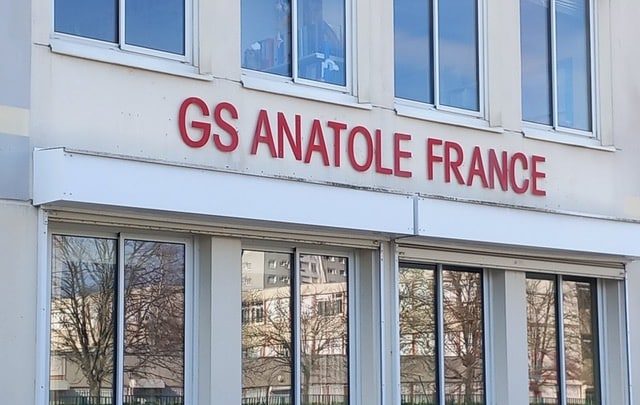 TEMOIGNAGE sur le manque d’AESH : « Nous passons notre temps à colmater des brèches »